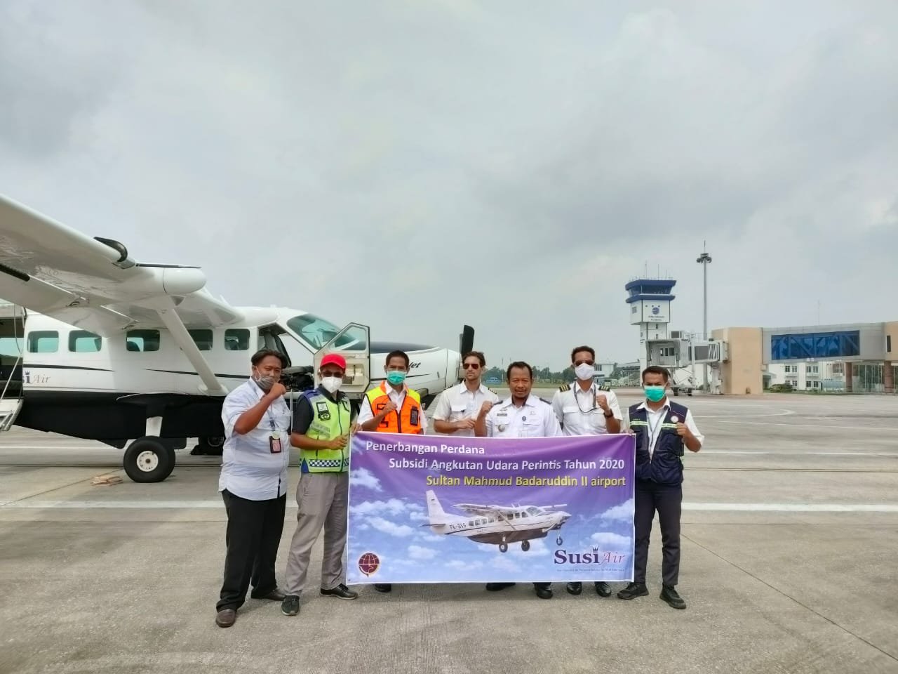 Susi Air Terbang Perdana di Bandara Gatot Soebroto Way Kanan - Nusantara Info