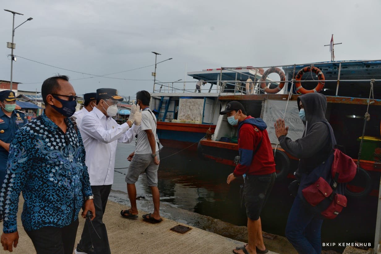 Menhub Tinjau Pelabuhan Kaliadem Cek Keselamatan Pelayaran dan Protokol Kesehatan - Nusantara Info