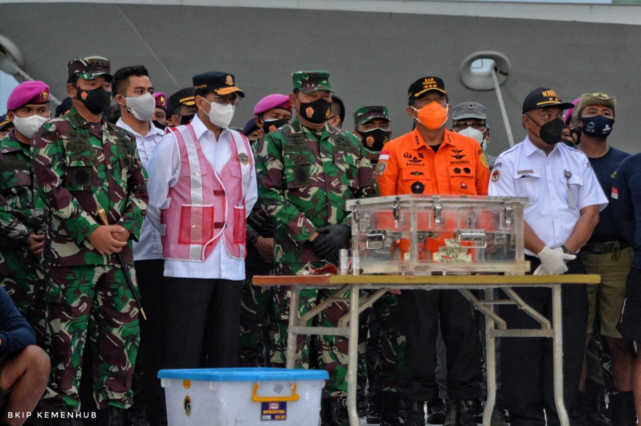Kotak Hitam Pesawat Sriwijaya Air SJ 182 Berhasil Ditemukan
