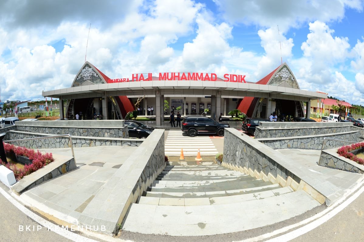 Bandara Haji Muhammad Sidik Diresmikan, Wapres: Pembangunan Infrastruktur Jadi Program Prioritas Nasional