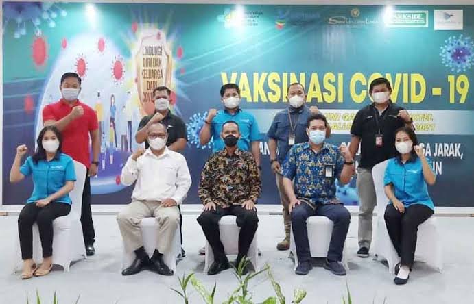 Bekerjasama Dengan Garuda Indonesia, Manajemen dan Staff Suni Garden Lake Hotel & Resort Lakukan Vaksinasi Covid-19