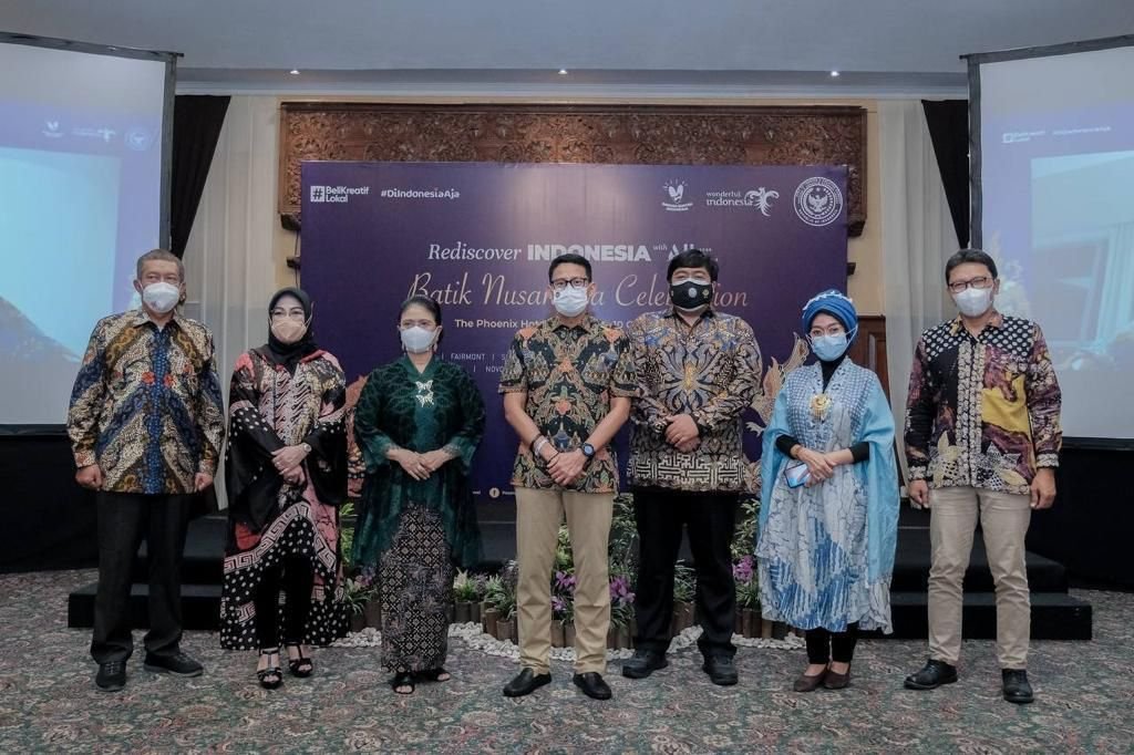 Menparekraf Ingin Batik Menjadi Simbol Kebangkitan Ekonomi di Sektor Ekraf