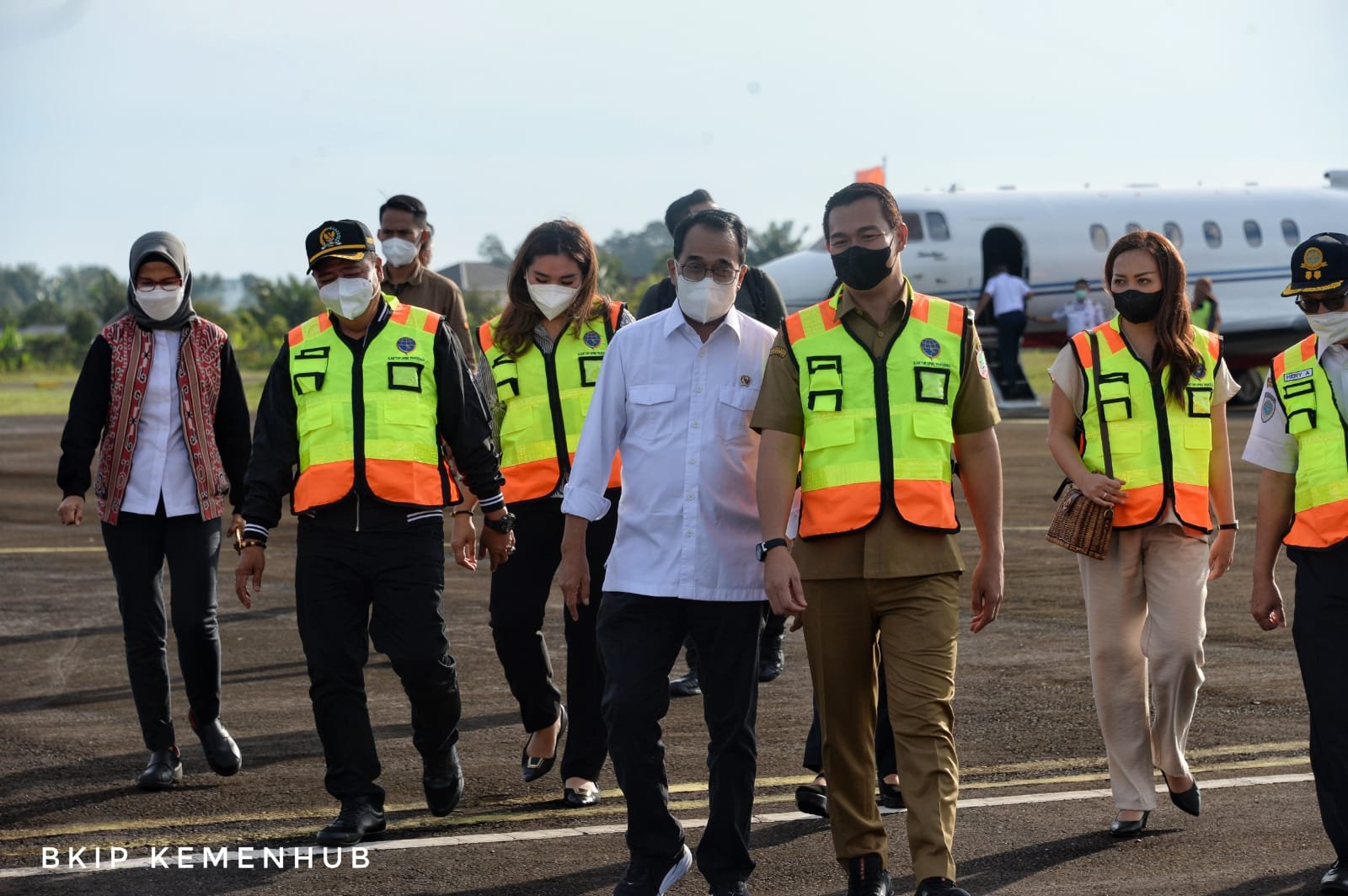 Tinjau Bandara Pangsuma di Perbatasan Indonesia – Malaysia, Menhub Pastikan Pengembangan Terus Dilakukan