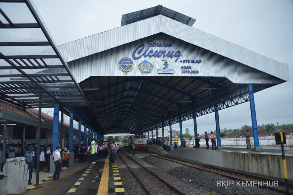 Menhub: KA Bogor - Sukabumi Beroperasi Pekan Depan