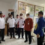 Pastikan Pelayanan Samsat, Dirjen Keuangan Daerah Tinjau Langsung Samsat di Mimika Papua