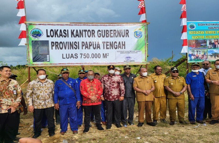 Masyarakat Adat Nabire Hibahkan Lahan Untuk Bangun Kantor Gubernur Papua Tengah