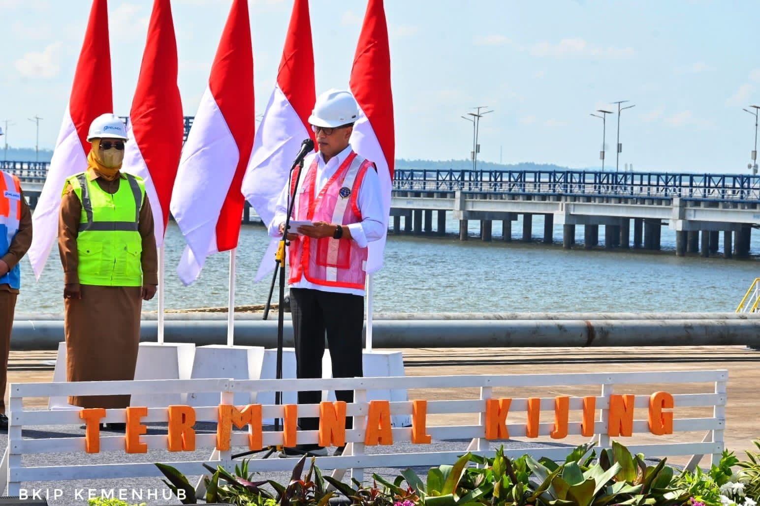 Presiden Joko Widodo Resmikan Terminal Kijing Pelabuhan Pontianak