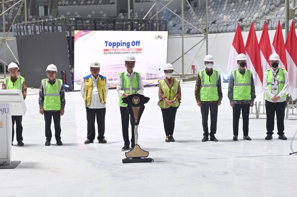 Presiden Jokowi Lakukan Topping Off Indoor Multifunction Stadium GBK