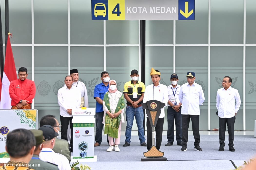 Presiden Jokowi Resmikan Dua Terminal Tipe A di Sumatera Utara