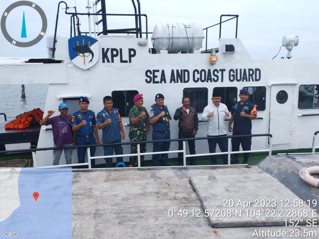 
Terjadi Lonjakan Penumpang, Ditjen Hubla Kerahkan Kapal Patroli KPLP Angkut Pemudik di Tanjung Pinang 
