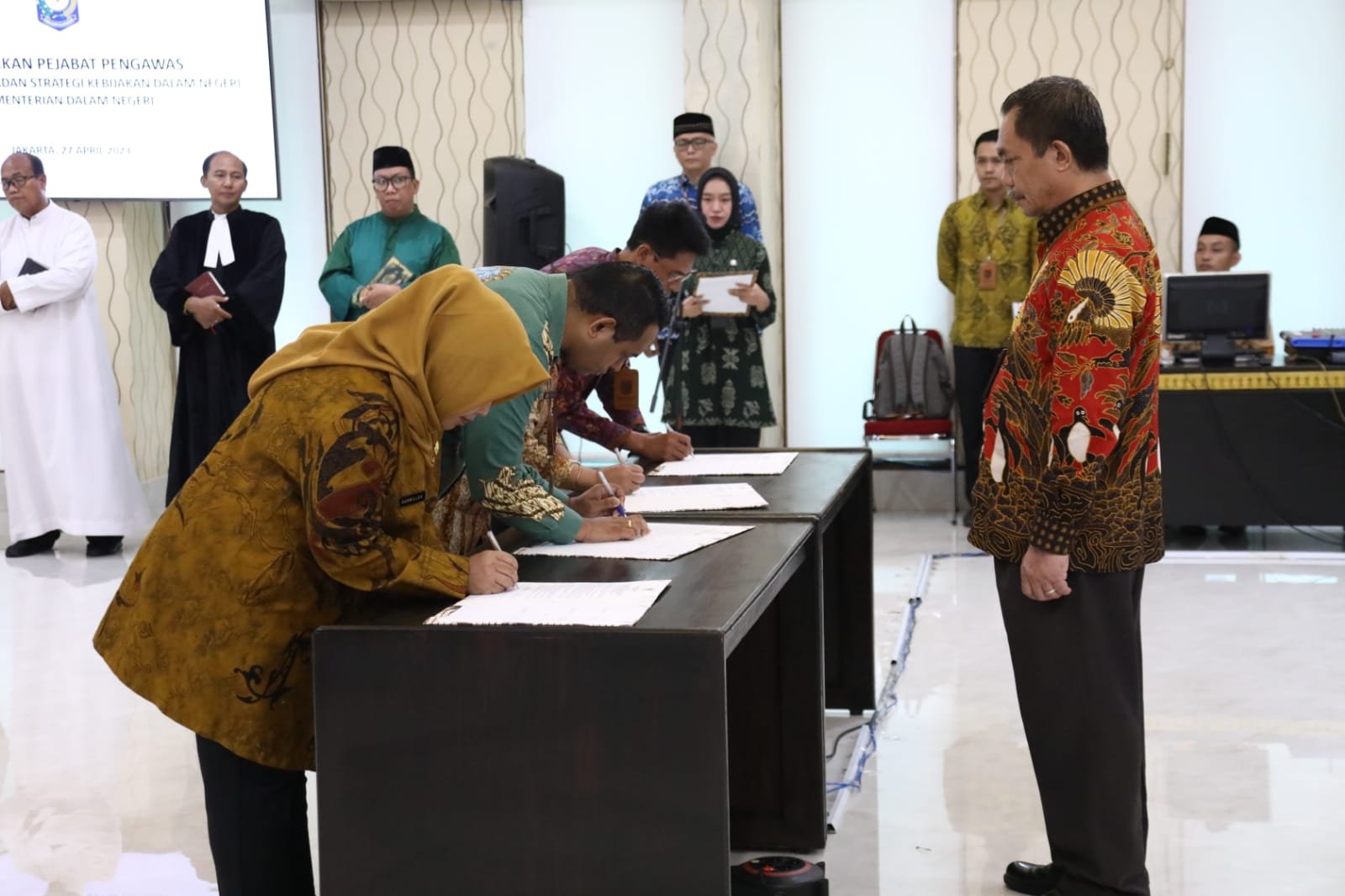 Lantik Pejabat Pengawas, Kepala BSKDN: Mari Tingkatkan Kualitas Kerja