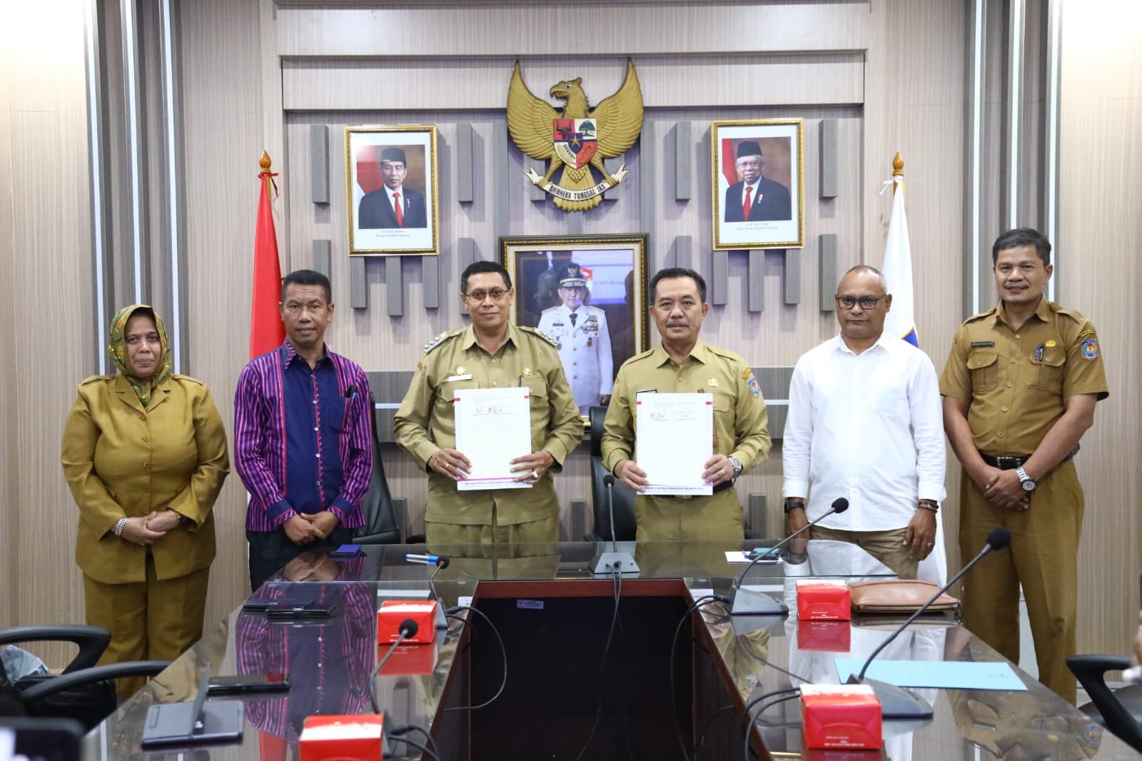 Teken Komitmen Penerapan Puja Indah Bersama Pemkab Lembata, Kepala BSKDN: Replikasi Inovasi Harus Makin Meningkat