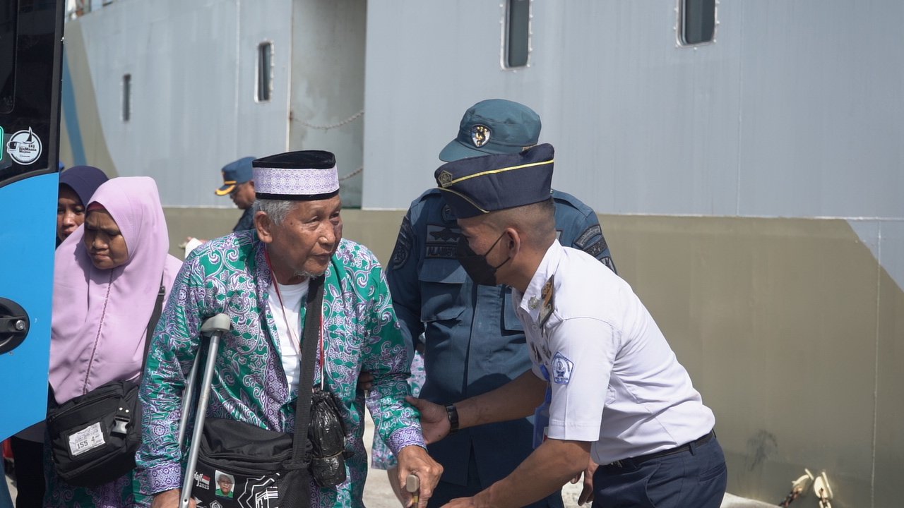 327 Jemaah Haji Kembali Ke Tolitoli Menggunakan Kapal Perintis Sabuk Nusantara 89