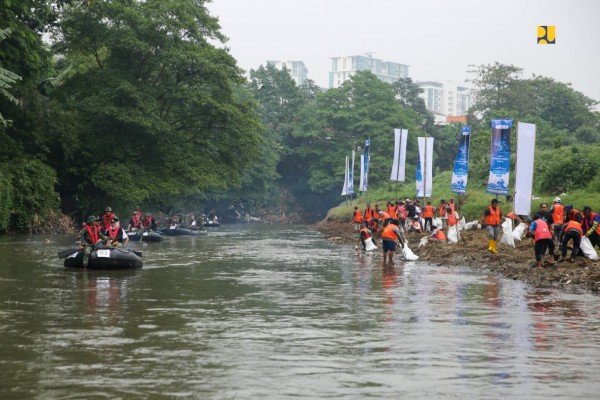 Peringati Hari Sungai Sedunia, Kementerian PUPR Ajak Masyakarat Lebih Peduli Jaga Kebersihan Sungai