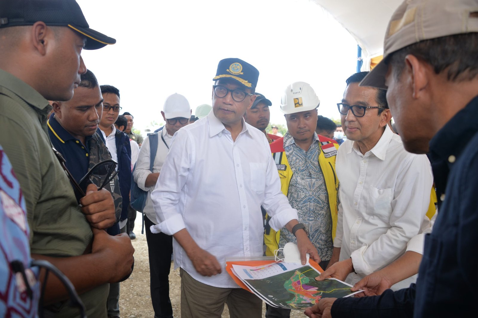 
Cek Progres Pembangunan Bandara VVIP di IKN, Menhub: Sudah Tahap Finalisasi Gambar, November Mulai Konstruksi
