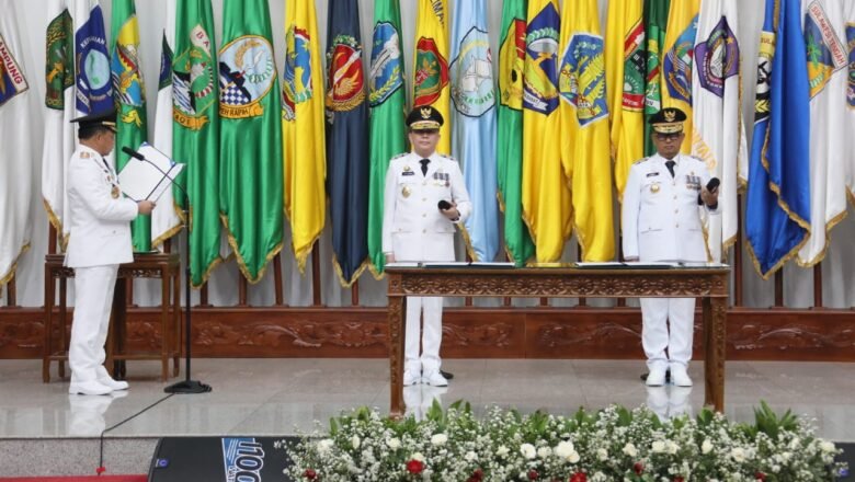 Lantik Pj. Gubernur Sumsel dan Kaltim, Mendagri: Teruskan Program Prioritas dan Strategis Nasional