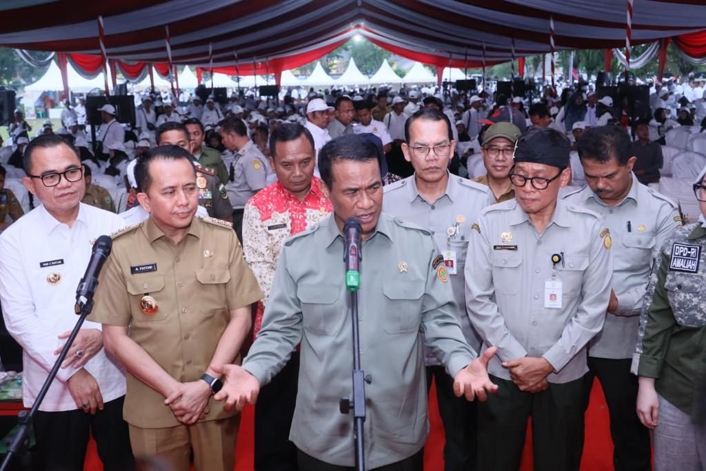 Pj Gubernur Sumsel Bersama Mentan RI Beri Pembinaan bagi Ratusan Penyuluh Pertanian se-Sumsel
