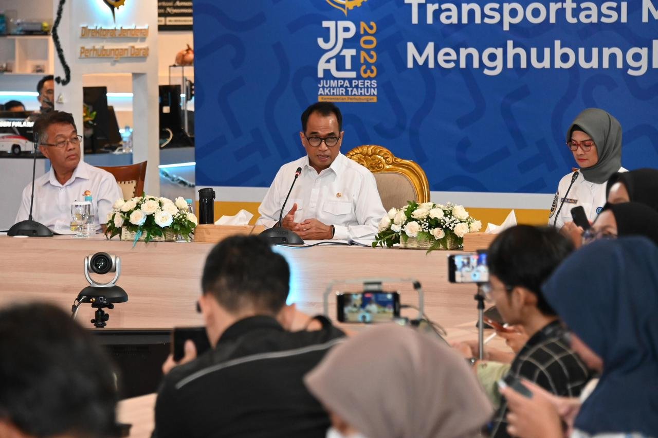 Capaian Kinerja Sektor Transportasi
Kemenhub 
Pacu Pembangunan Infrastruktur 
Lewat Pembiayaan Kreatif
