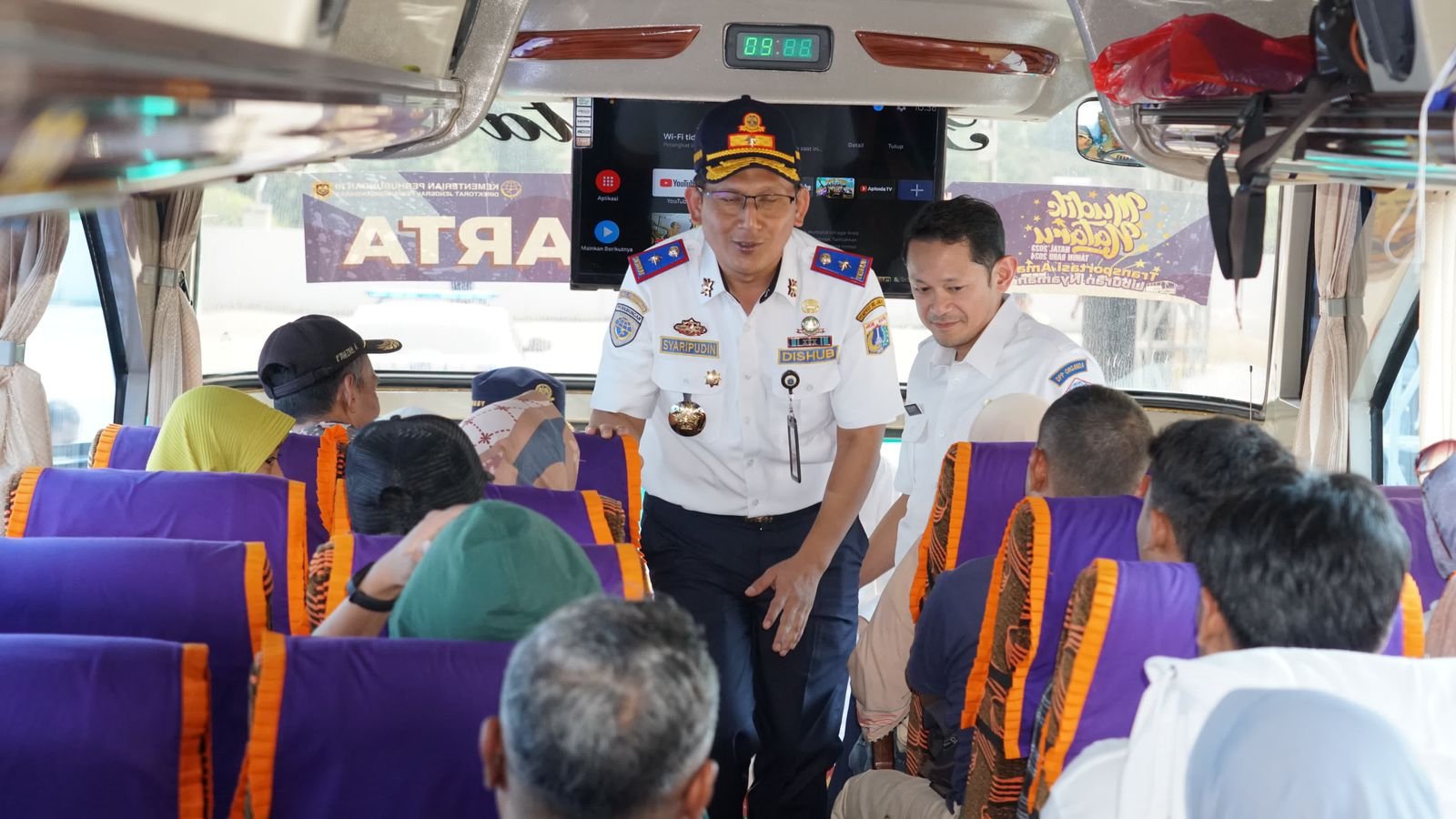 Kemenhub Berangkatkan Peserta Mudik Gratis Nataru ke 11 Kota