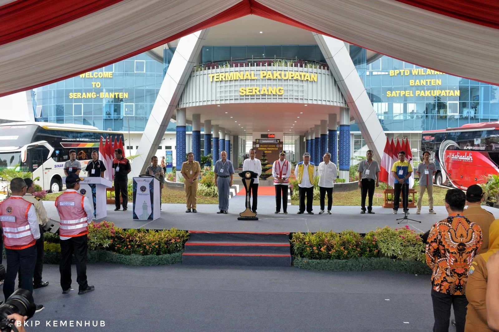 Presiden Jokowi Resmikan Terminal Penumpang Tipe A Pakupatan Serang, Banten
