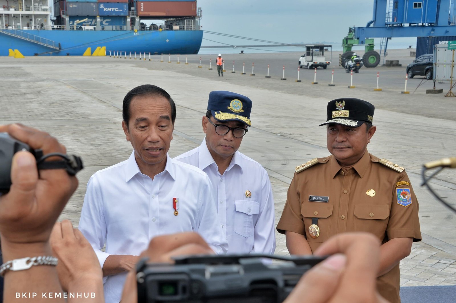 Resmikan Makassar New Port, Presiden Jokowi: Diharapkan Bisa Mengefisiensikan Biaya Logistik di Indonesia 
