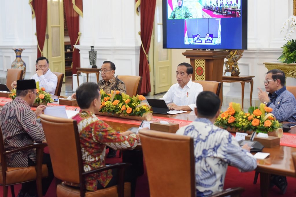 Ini Instruksi Presiden Terkait Penanganan Pengungsi Erupsi Gunung Ruang