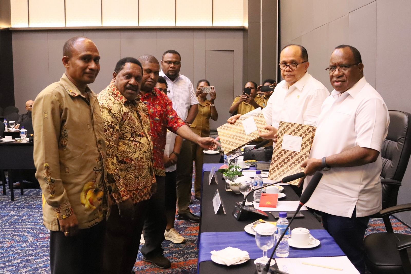 Serap Aspirasi MRP Papua Barat Daya, Wamendagri: Jadi Spirit dan Koreksi yang Membangun