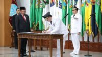 Mendagri Tito Karnavian Resmi Lantik Pj Gubernur Sumsel Elen Setiadi Gantikan A. Fatoni