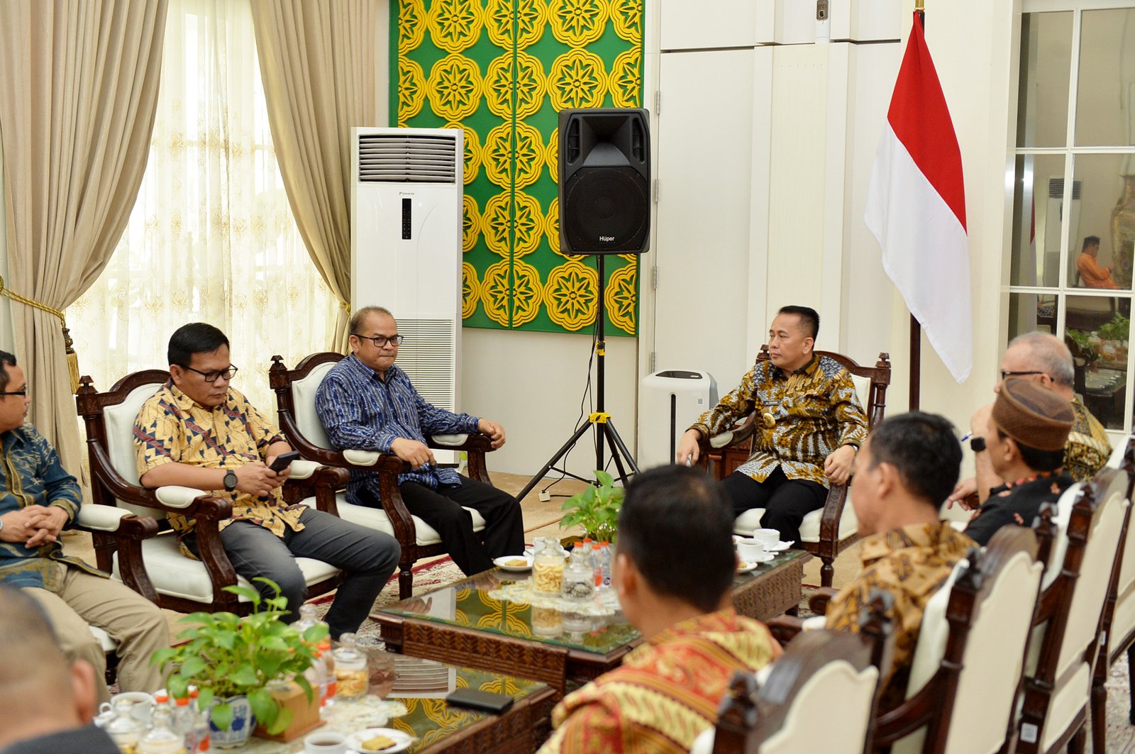 Bertemu KPU, Pj Gubernur Sumut Agus Fatoni Tekankan Pentingnya Penyelenggaraan Pilkada Damai