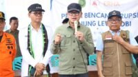 Dua Desa Terlibat Konflik Sosial di Flores Timur, Wamendagri Bima Arya Pastikan Pemerintah Akan Bangun Kembali Infrastruktur yang Terdampak