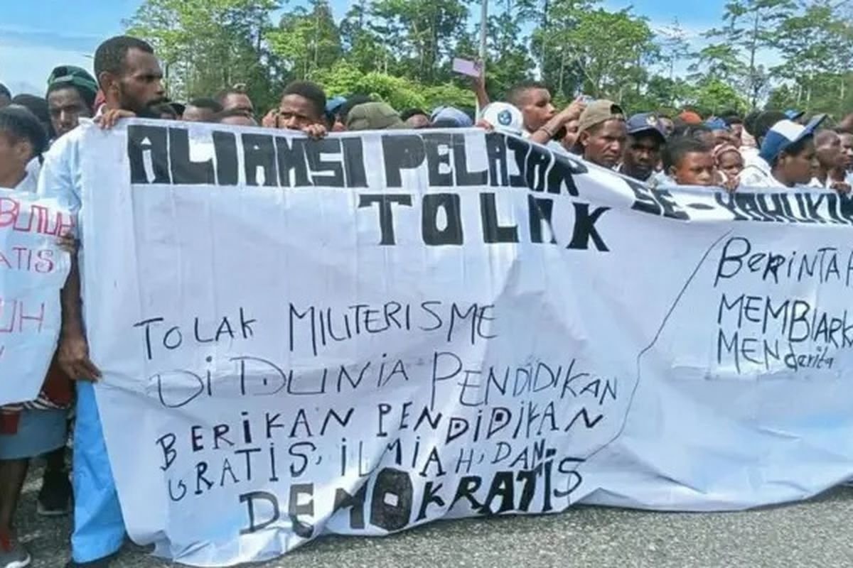 Butuh Pendidikan Gratis dan Berkualitas, Ratusan Siswa di Kabupaten Yahukimo Demo Tolak Program MBG 