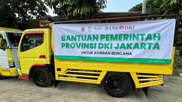 Bank DKI Dukung Pemprov Jakarta Distribusikan 7.000 Kg Beras dan Paket Sembako ke Korban Banjir Kota Bekasi