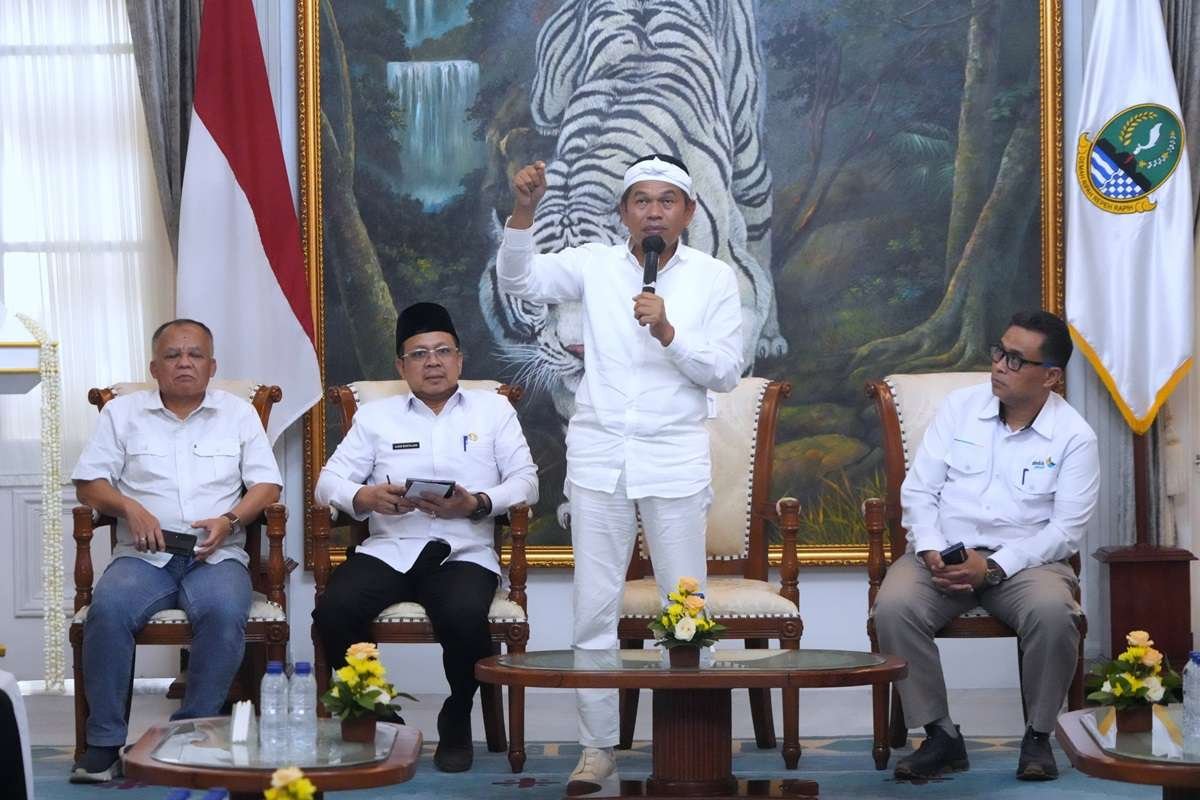 KDM Canangkan Revolusi Pendidikan, SPMB 2025 di Jabar Harus Bebas Kegaduhan