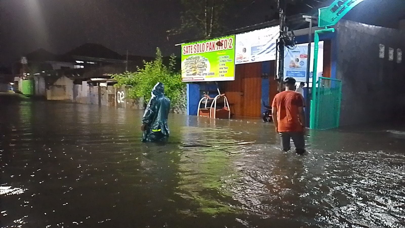 Usai Hujan Deras, Sejumlah Titik di Tangerang Tergenang Banjir