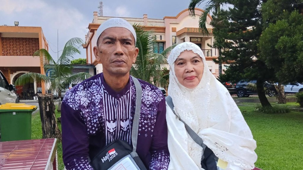 20 Tahun Jualan Pisang Goreng, Pasutri Ini Akhirnya Naik Haji