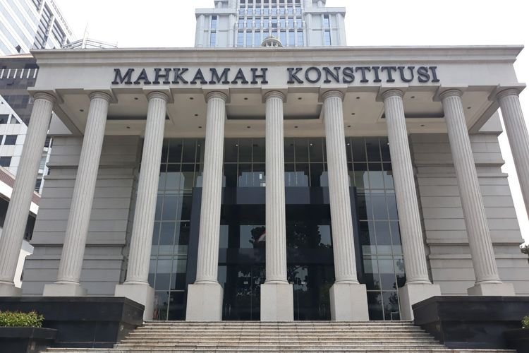MK Putuskan SD dan SMP Swasta Gratis: Setiap Warga Negara Berhak Dapat Pendidikan yang Layak