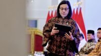 Lapor Langsung ke Presiden Prabowo, Sri Mulyani Prediksi Defisit APBN 2025 Capai 2,78% dari PDB