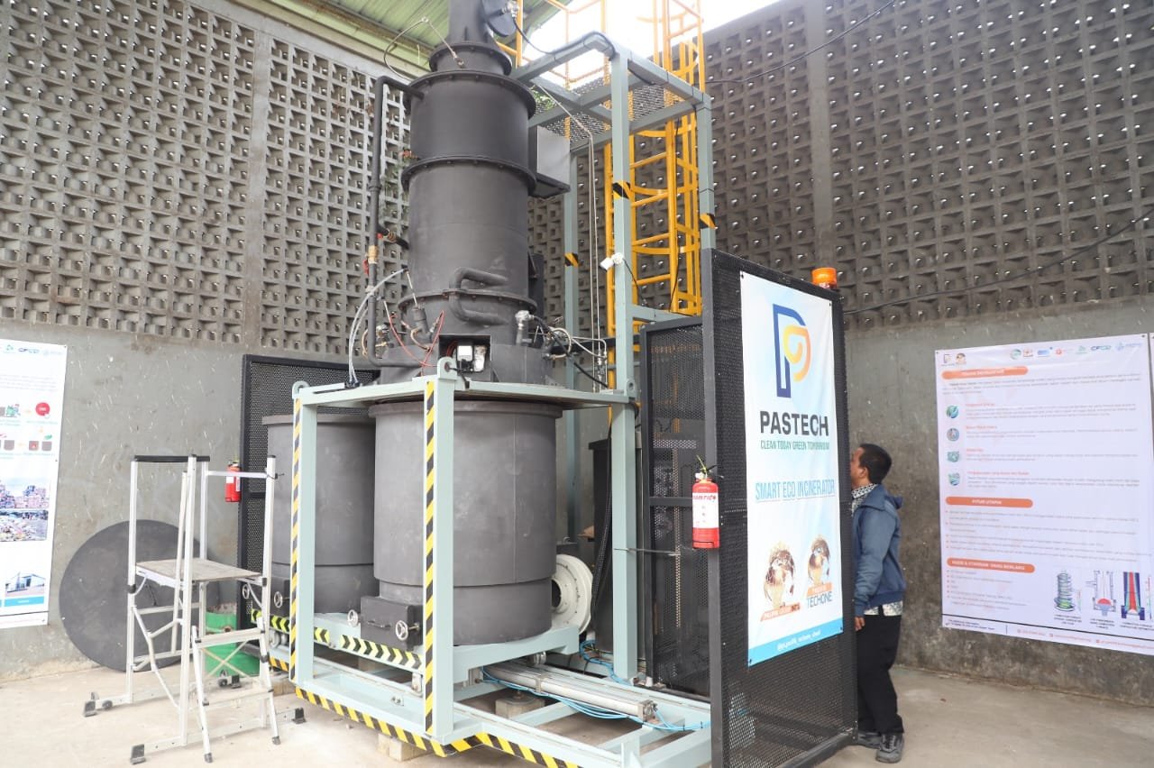 Uji Coba Incinerator TPS3R Cipondoh Mulai Berjalan, Pemkot Tangerang Pastikan Ramah Lingkungan