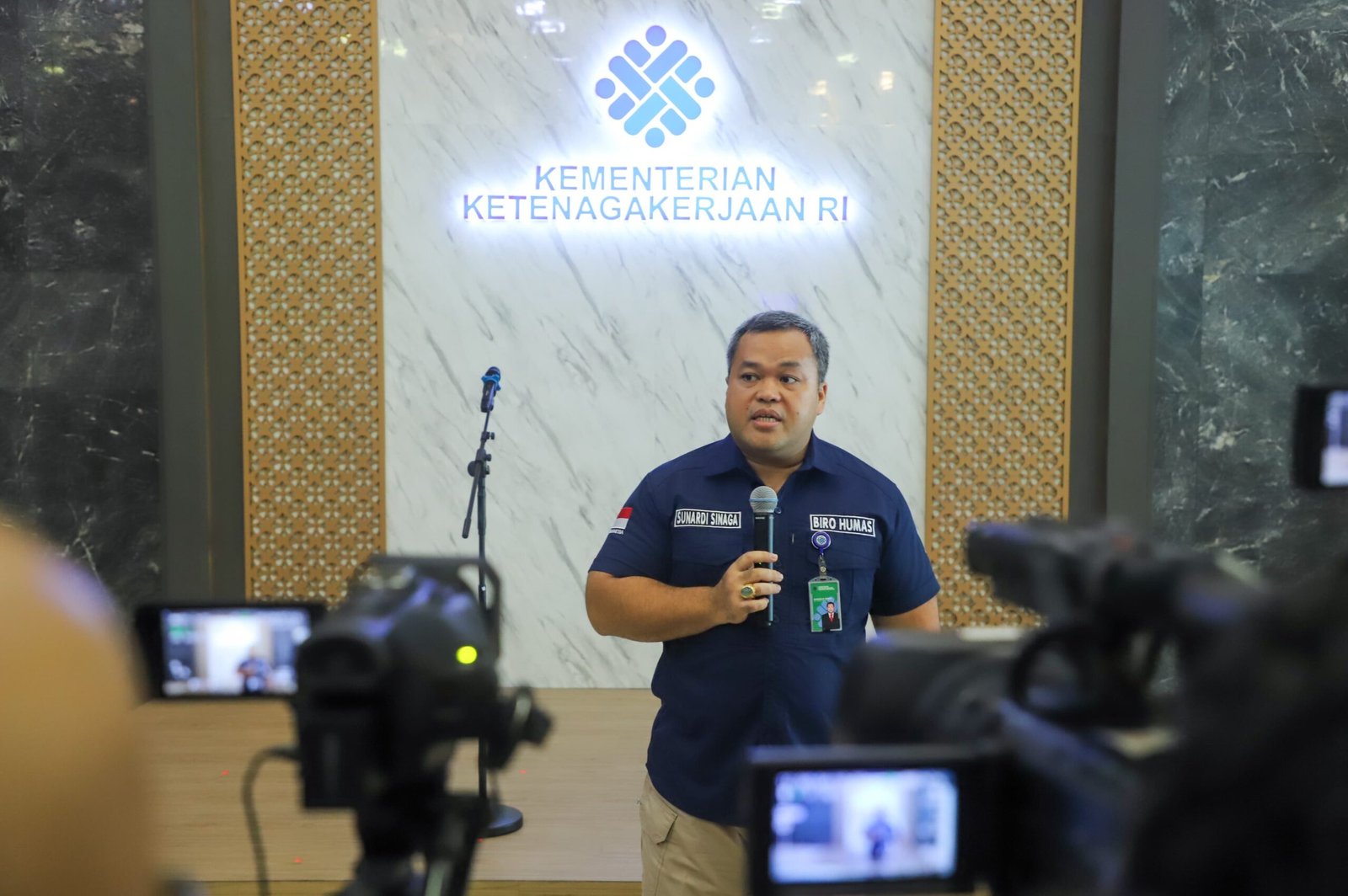 Kemnaker Permudah Penyaluran BSU 2025 melalui Digitalisasi Aplikasi Pospay