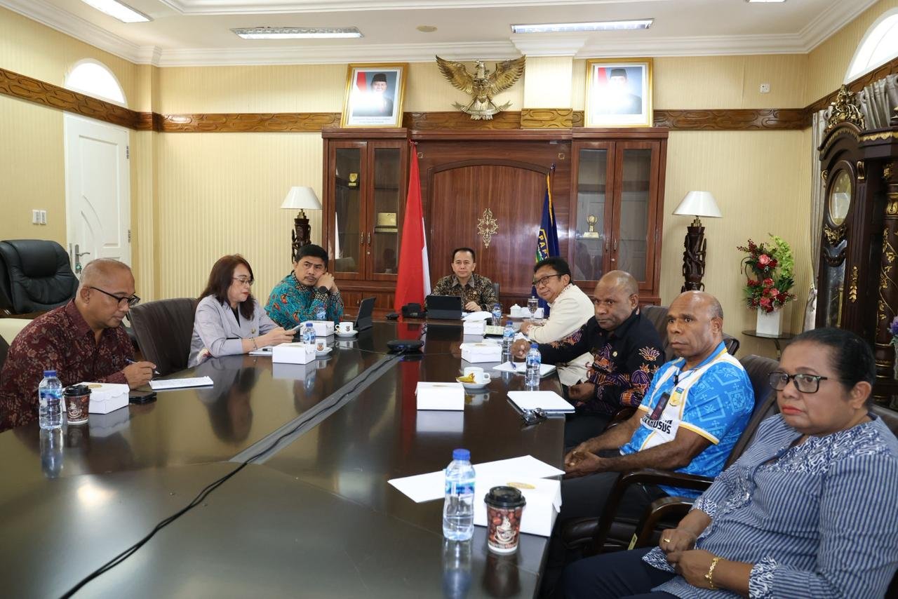 Pemprov Papua Siap Kawal PSU Pilkada, Pj Gubernur Fatoni: Ciptakan Suasana Damai dan Demokratis