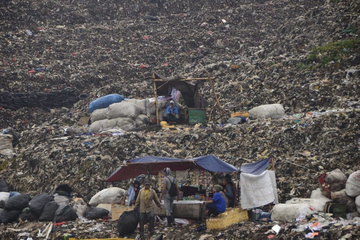 Negosiasi Global Atasi Krisis Sampah Plastik: Siapa Mendukung, Siapa Menghalangi?