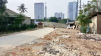 Akses Warga Terhambat, Jalan Rusak 15 Tahun di Pakualam Akhirnya Diperbaiki Secara Swadaya