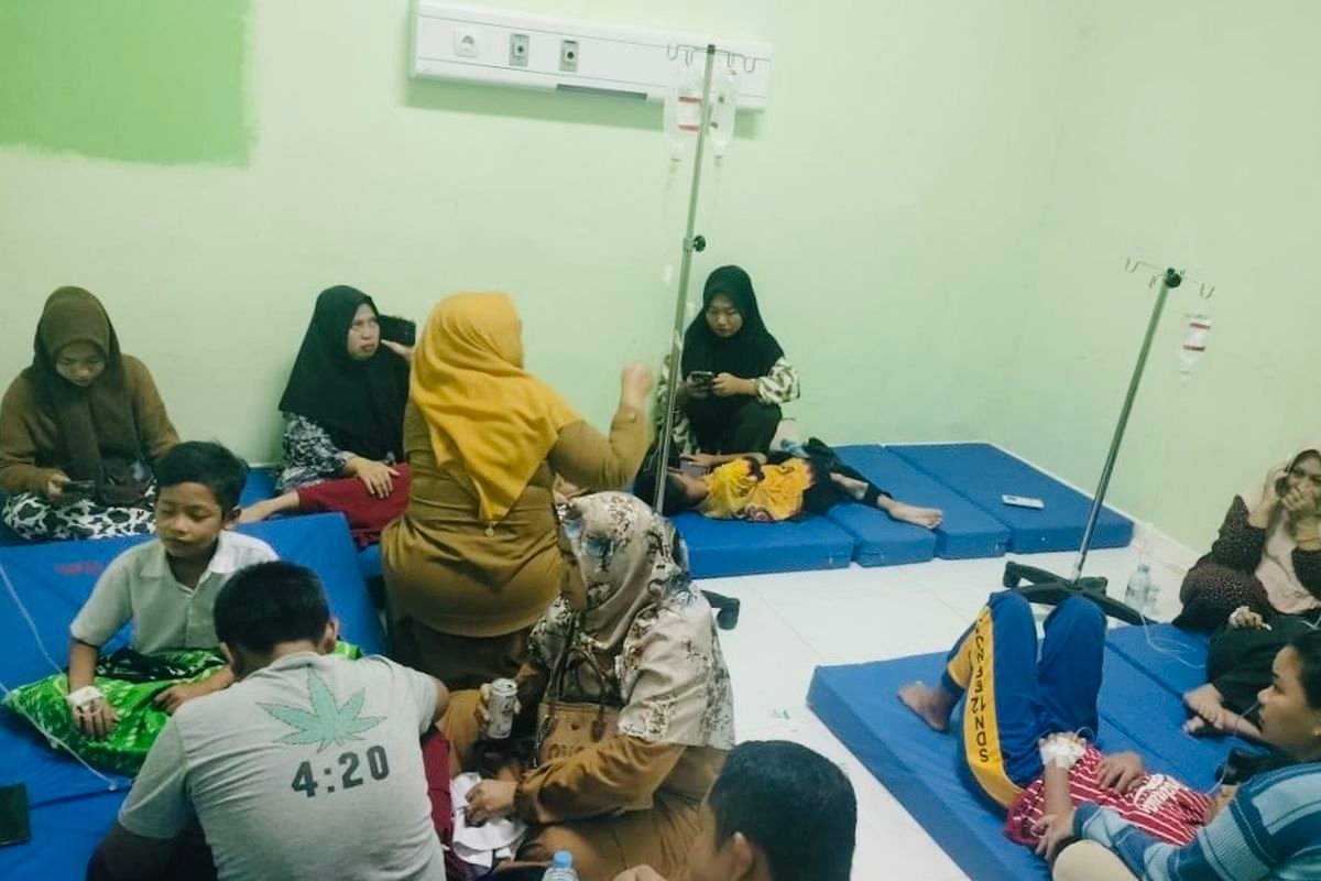 Menu Ikan Hiu Diduga Jadi Penyebab 25 Orang Keracunan Program MBG di Kalbar
