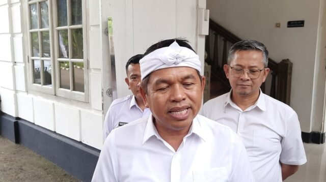Usai Keracunan Massal MBG di Jabar, Dedi Mulyadi: Masak Jam 1 Malam, Sajikan Jam 12 Siang? Siap-Siap Kena Evaluasi!