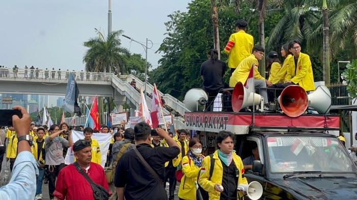 Baru Sehari Menjabat, Menkeu Purbaya Didesak Mundur oleh BEM UI