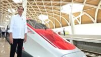 0e830562a8dbddf8f97608741009ba4a Jokowi Akhirnya Buka Suara Soal Utang Whoosh: Kereta Cepat Itu Investasi Sosial!