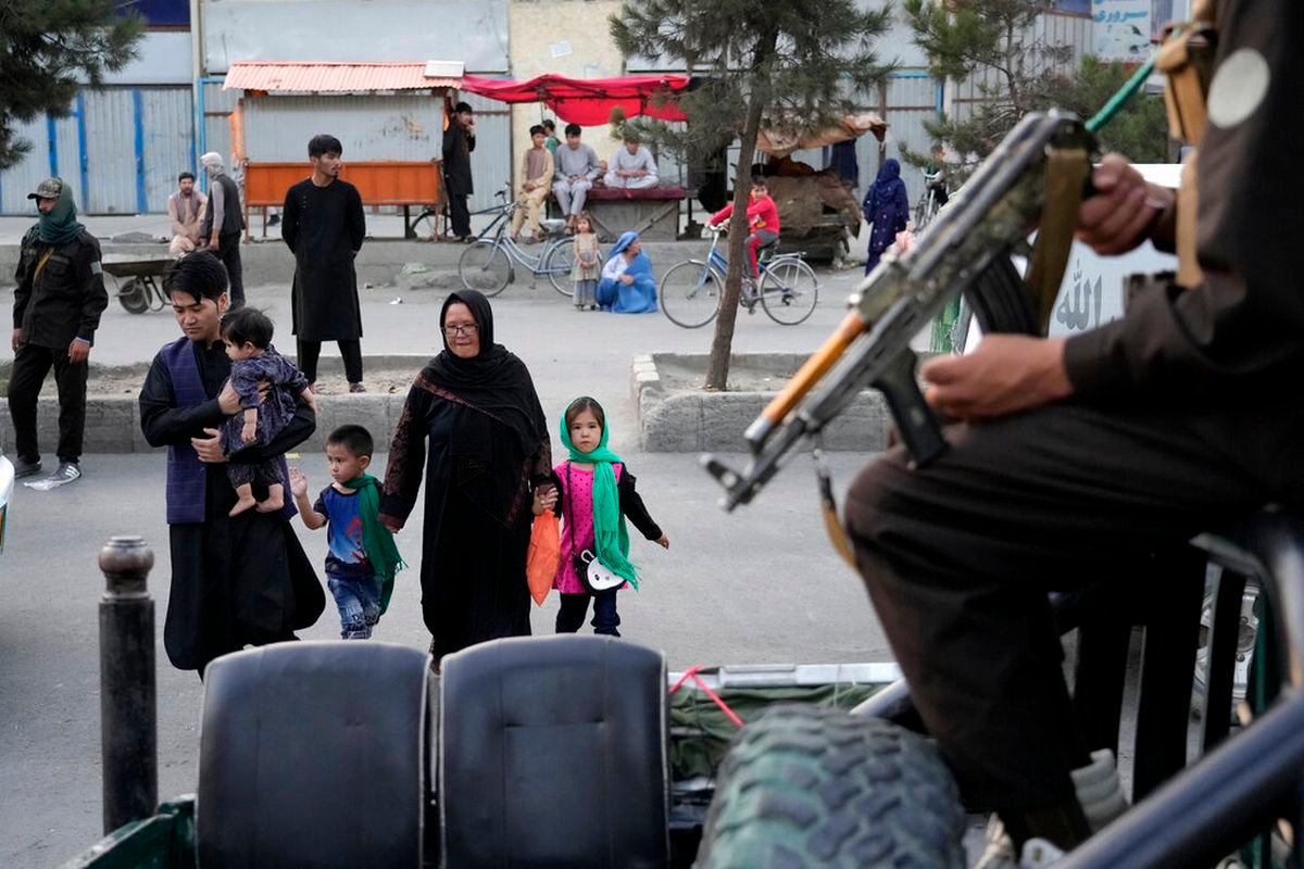 Taliban Putus Jaringan Internet, Rakyat Afganistan Masuk Era Suram