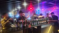 Satpol PP Tangsel Razia Miras Ilegal, 300 Botol Disita dari Toko Jamu dan Tempat Hiburan
