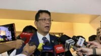 menteri-keuangan-purbaya-yudhi-sadewa-1761544286430_169 Purbaya Larang Impor Pakaian Bekas: yang Menolak Kebijakan, Saya Tangkap Duluan!