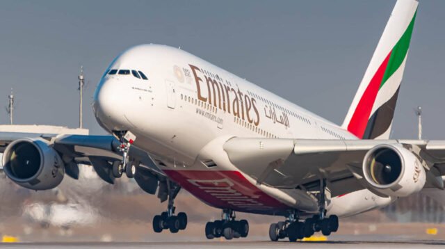 Maskapai Emirates Gunakan AI untuk Prediksi Turbulensi